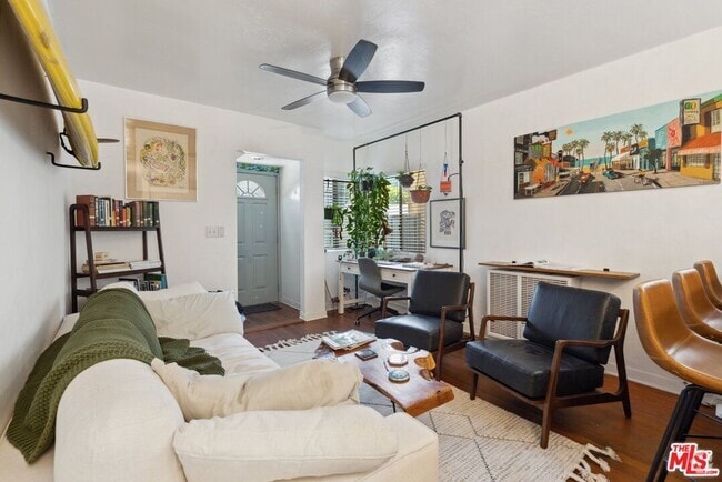 Building Photo - 31 S Venice Blvd Unit 31 Rental