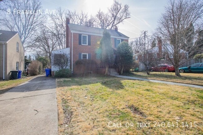 8 Franklin Ave