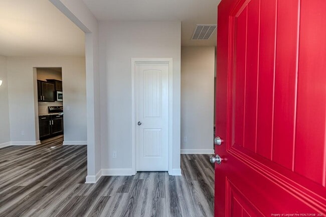 Photo - 87 Onslow Ct