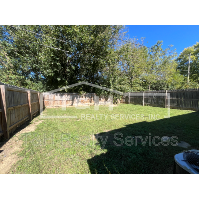 Photo - 4922 Farrington Ave