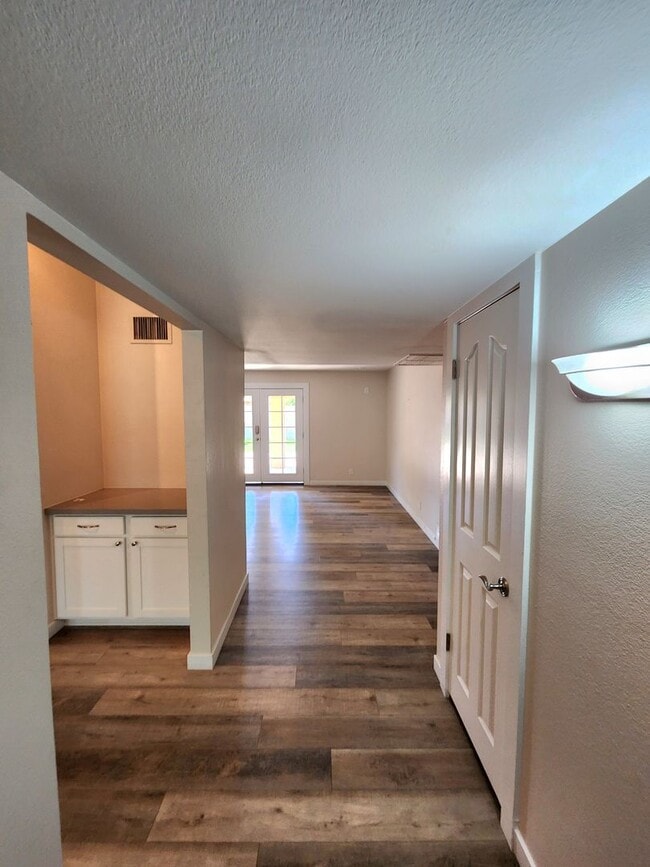 Photo - Tempe 4 Bedroom 3 Bath w/ Pool right near ASU!