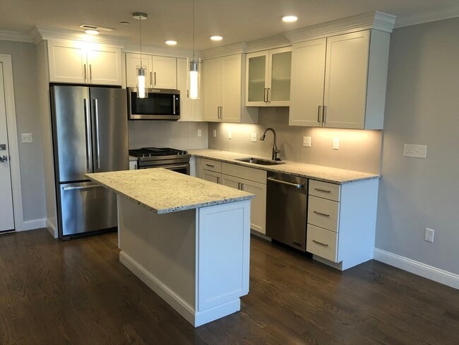 Photo - 1400 Centre St Unit 203