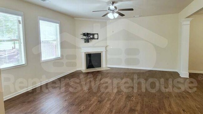 Photo - 10 Ontario Ct