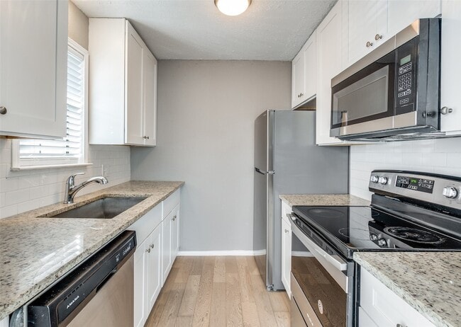 Photo - 8750 Park Ln Unit 147