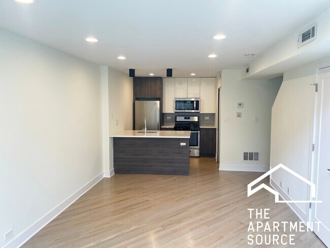 Photo - 954 W Grace St Unit E201