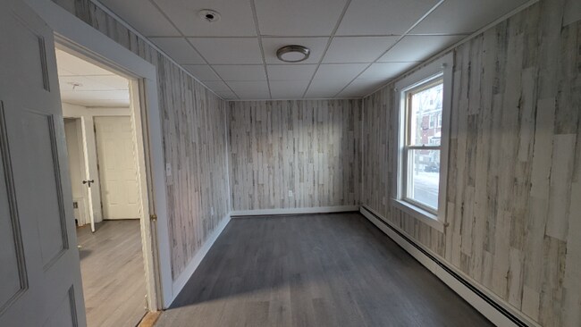 Photo - 250 Madison Ave Unit Apt 3