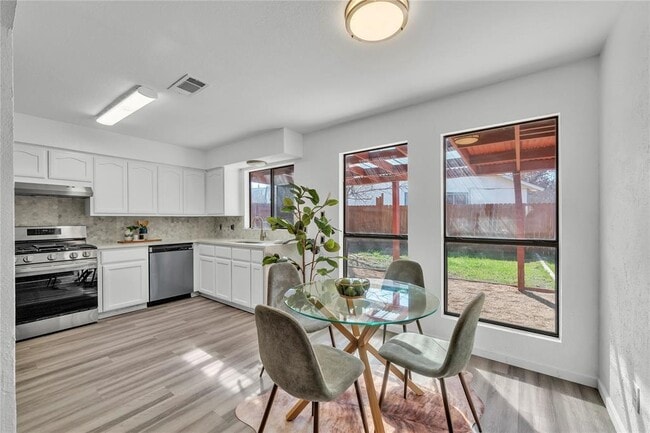 Photo - 1800 Tamra Ct