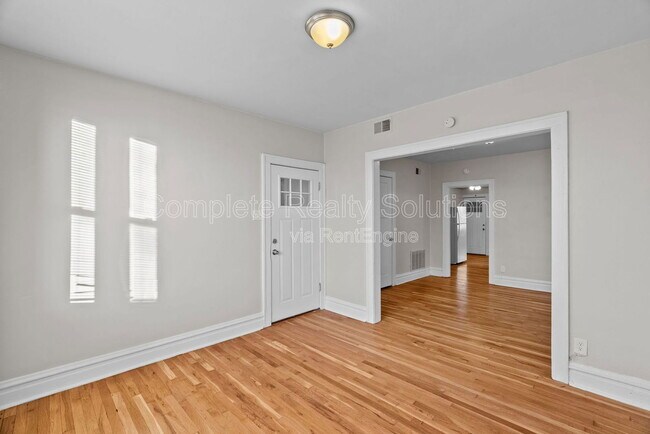 Photo - 4175 McRee Ave Unit 2e