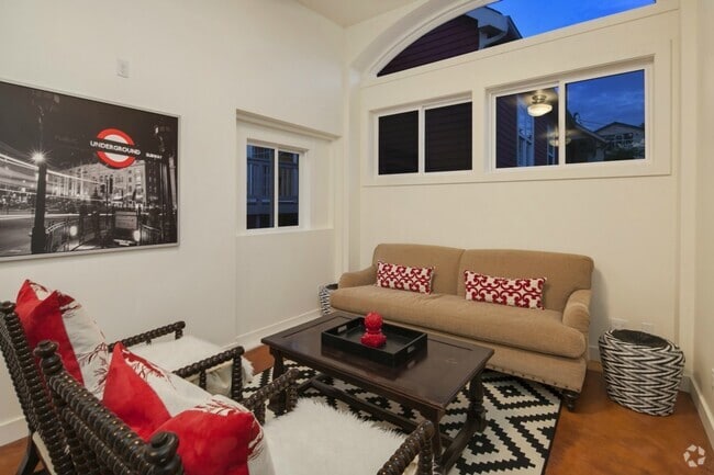 Building Photo - 6019 McKinley Pl N Unit Cottage Rental