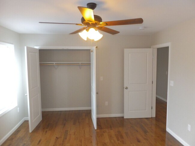 Photo - 239 St John St Unit 2