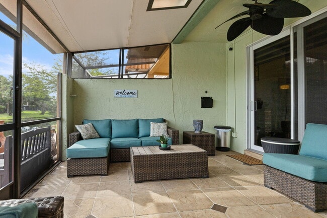 Photo - 9119 Limetree Ln Unit 169