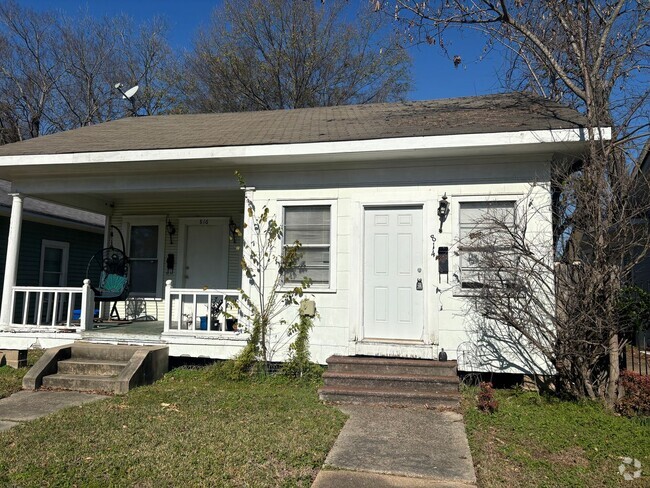 Building Photo - Cute South Highlands Apt.