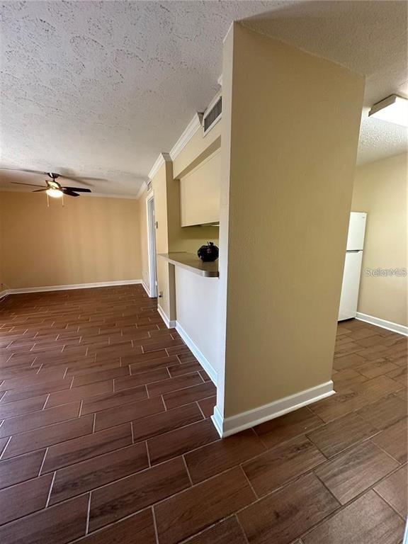 Photo - 435 Wymore Rd Unidad 106