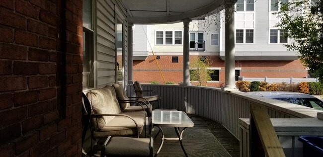 Photo - 37 W Water St Unidad #1