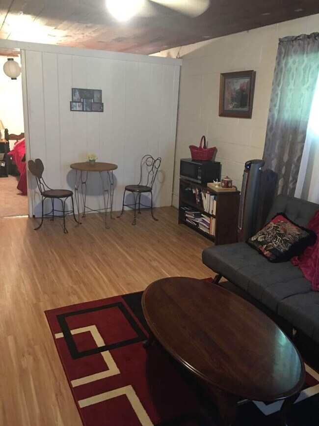 218 S Roosevelt St Unit 4