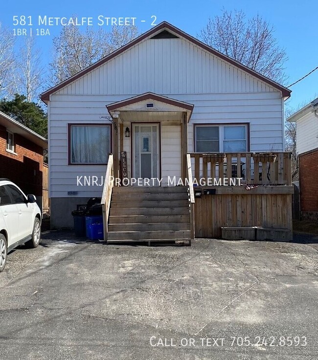 Building Photo - Nice Spacious One Bedroom Unit 2