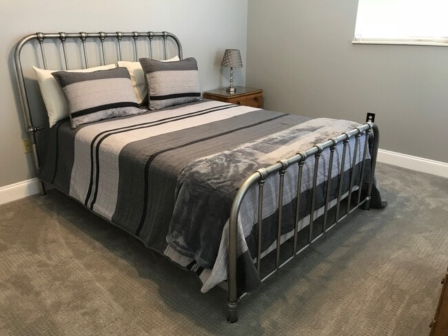 Photo - Executive Places