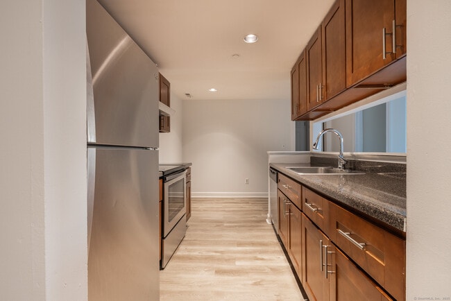Photo - 980 Lindley St Unit 304F