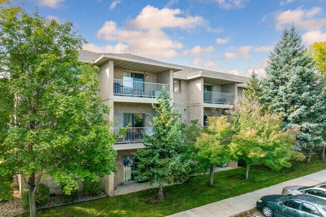 LEXINGTON ESTATES