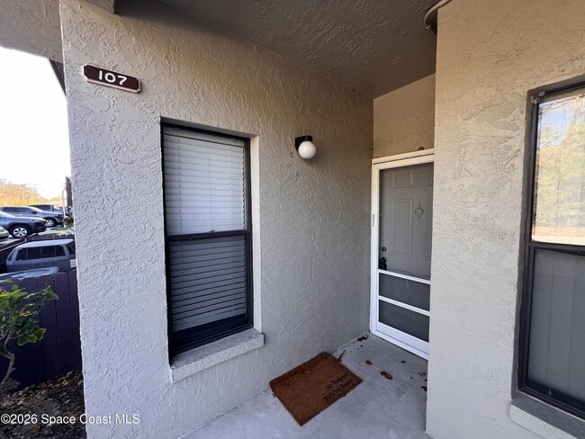 Building Photo - 1011 Clearmont St NE Unit 107-2