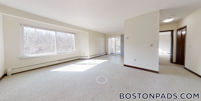 Building Photo - 384 Sunderland Rd Rental