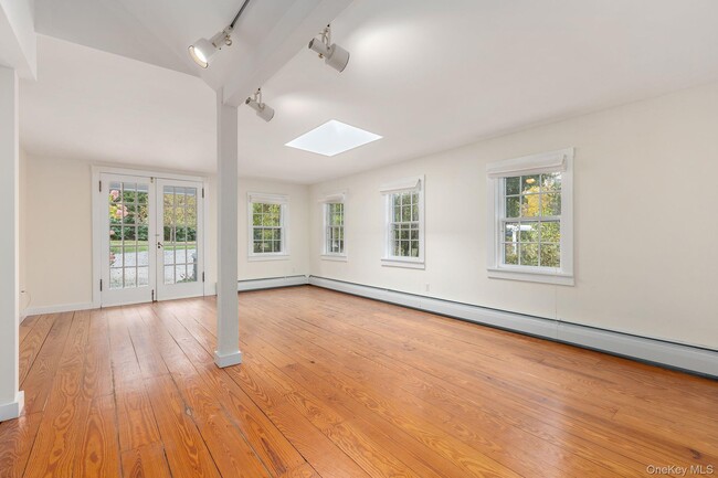 Photo - 744 Titicus Rd Unit B