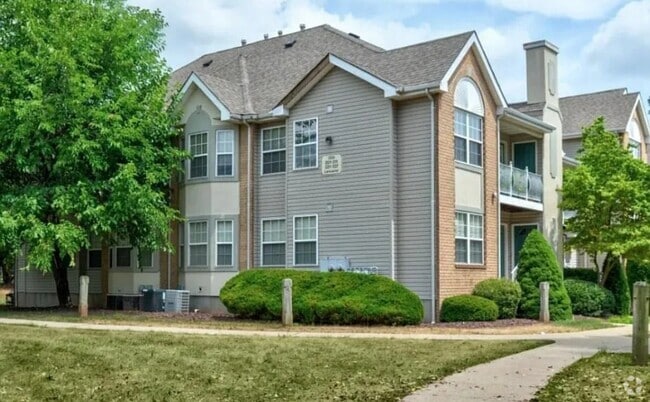 Building Photo - 906 Rhoads Dr Unit 906 Rental