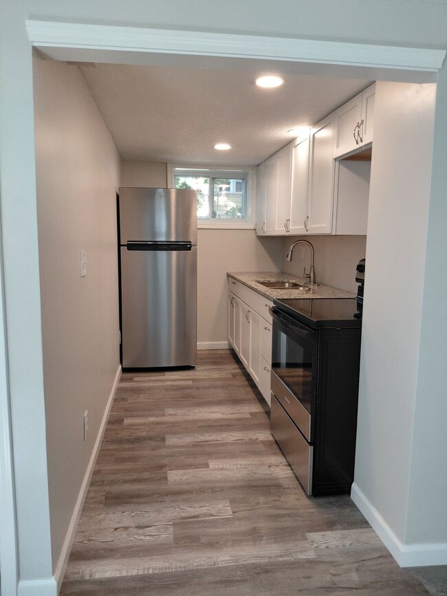 Building Photo - 1000 Yuma St Unit 3