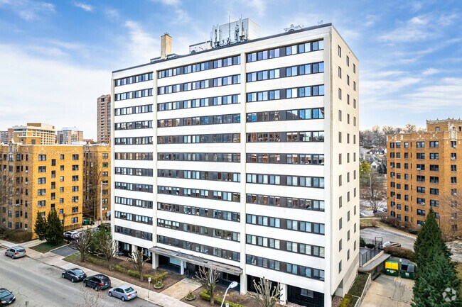 Winston Churchill Condominiums - Winston Churchill Condominiums