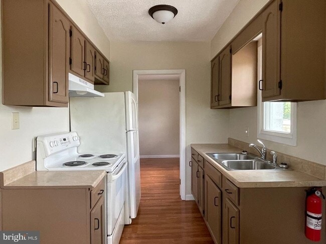 Photo - 317 BRIDGE St Unidad 7