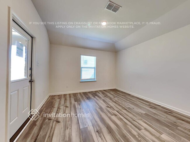 Photo - 135 Magnolia Dr