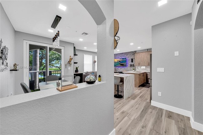 Photo - 4361 SW 160th Ave Unit 203