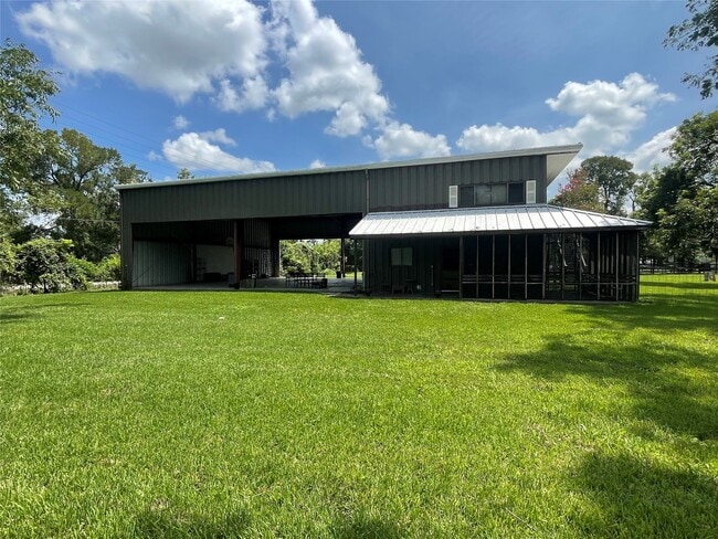 Building Photo - 1631 Hagerson Rd