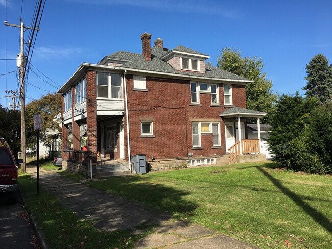 Building Photo - 2419 Wayne St Unit 2nd Floor