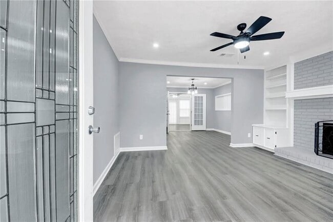 Photo - 1406 Sycamore Dr NW