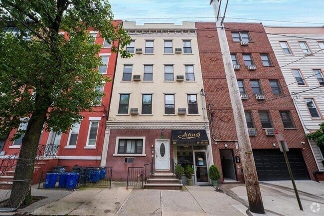 Building Photo - 322 Madison St Unit 4 Rental