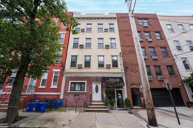 Photo - 322 Madison St Condo Unit 4