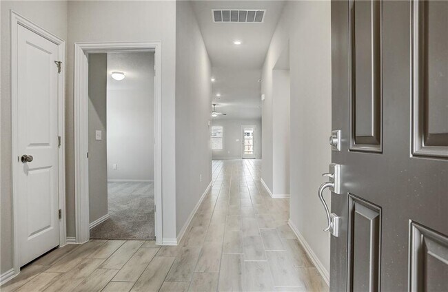 Photo - 13617 Sugar Bush Path