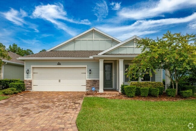 Building Photo - Stunning Home in Desirable Neighborhood