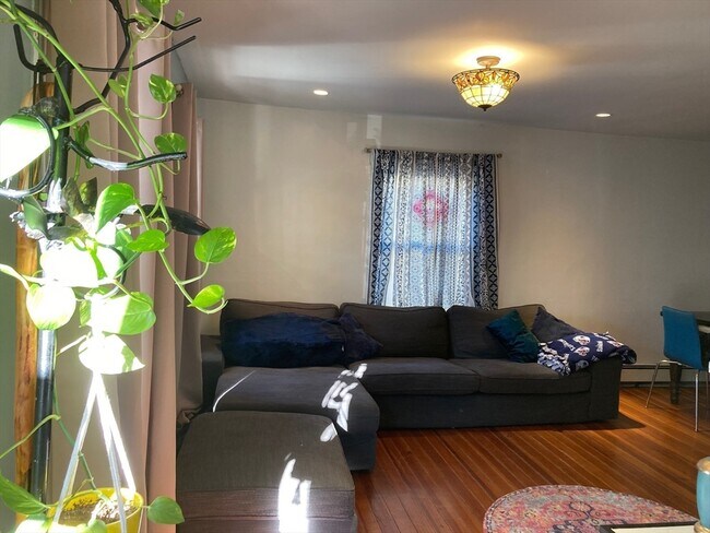 Photo - 234 Kennebec St