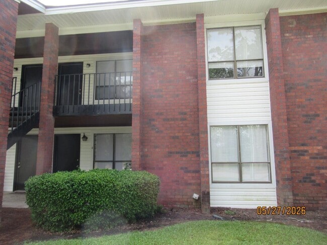 Building Photo - 251 Rast St