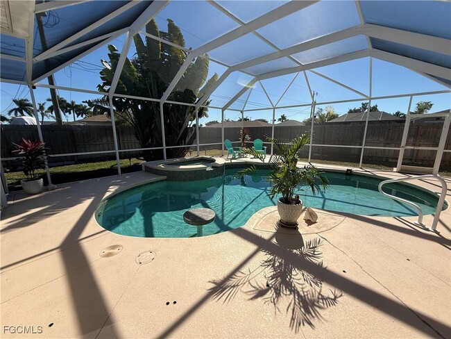 Photo - 3619 SW 6th Ave