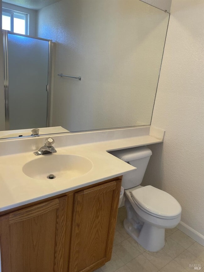 Photo - 203 Spur Ridge Ln