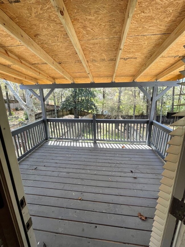 Photo - 404 Sandy Oak Dr