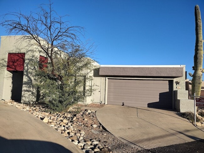Building Photo - 5556 N Carnelian Dr Rental