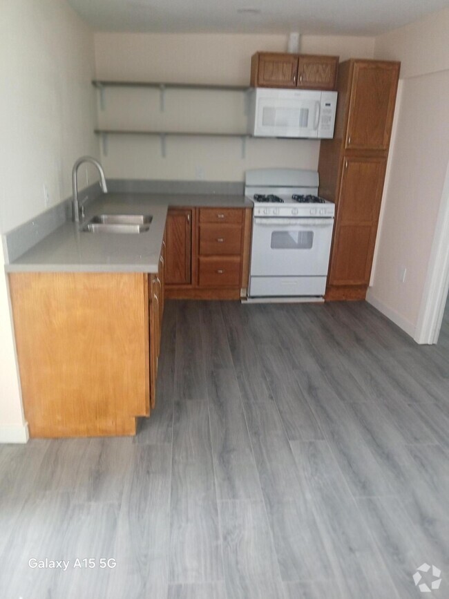 Building Photo - 45627 Deglet Noor St Rental