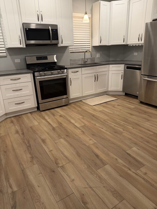 Photo - Beautiful 3-Bedroom / 2-Bathroom home available in Aurora