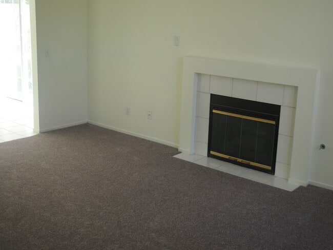 Photo - 7724 Bauble Ave