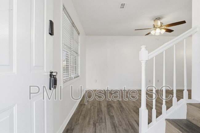 Photo - 110 Cypress Run Unit B