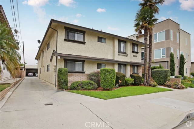 Building Photo - 10612 Parrot Ave Rental